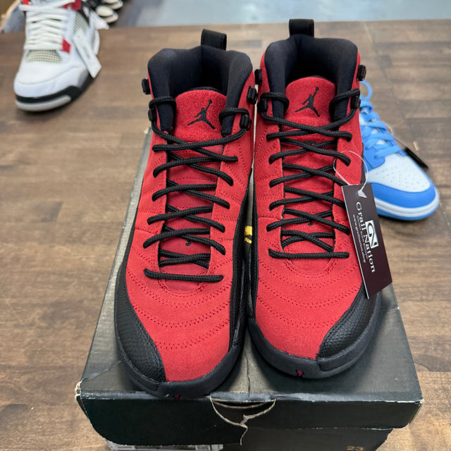 (GS) Reverse Flu Game Jordan 12 (USED)