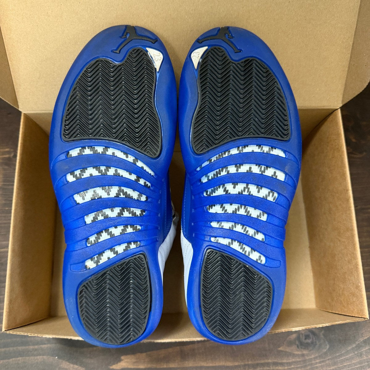 Jordan 12 Retro Blueberry Size 8.5 (Pre-Owned) - Image 6