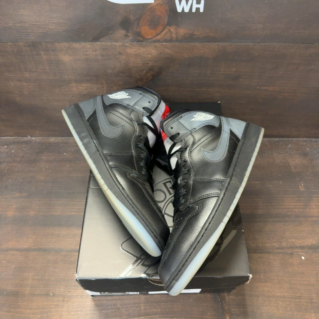 Jordan 1 Mid SE Black Metallic Reimagined - Image 2