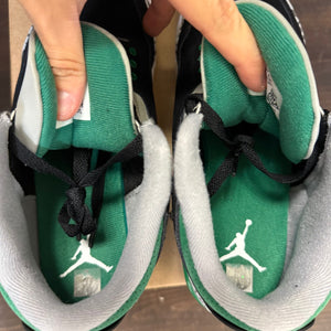 Jordan 3 Retro Pine Green Size 7.5 (Pre-Owned) - Image 4