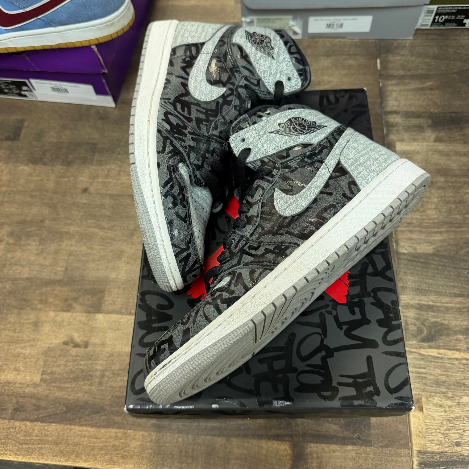 Rebellioniare Jordan 1 High (USED)