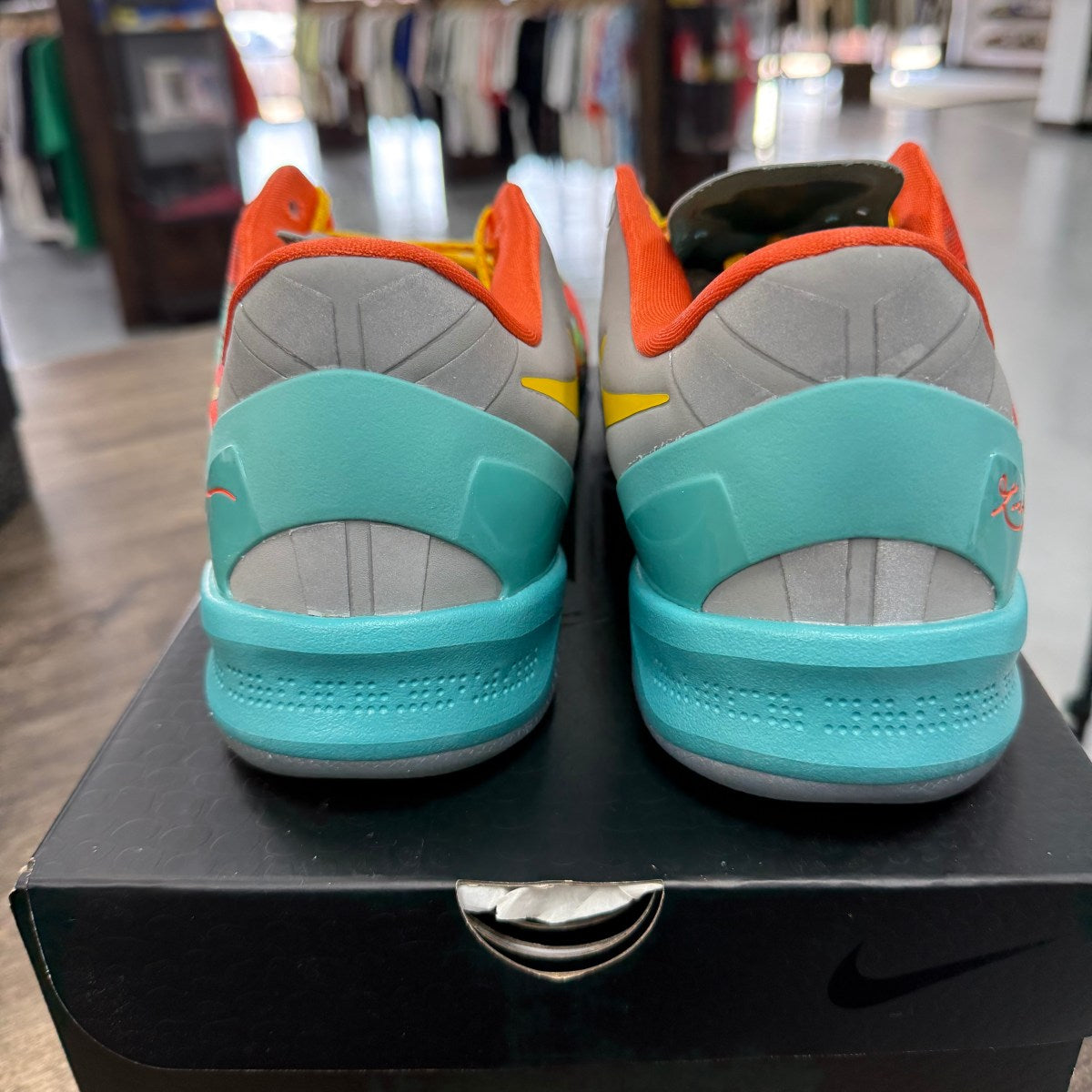 Nike Kobe 8 Protro Venice Beach (2024) - Image 4