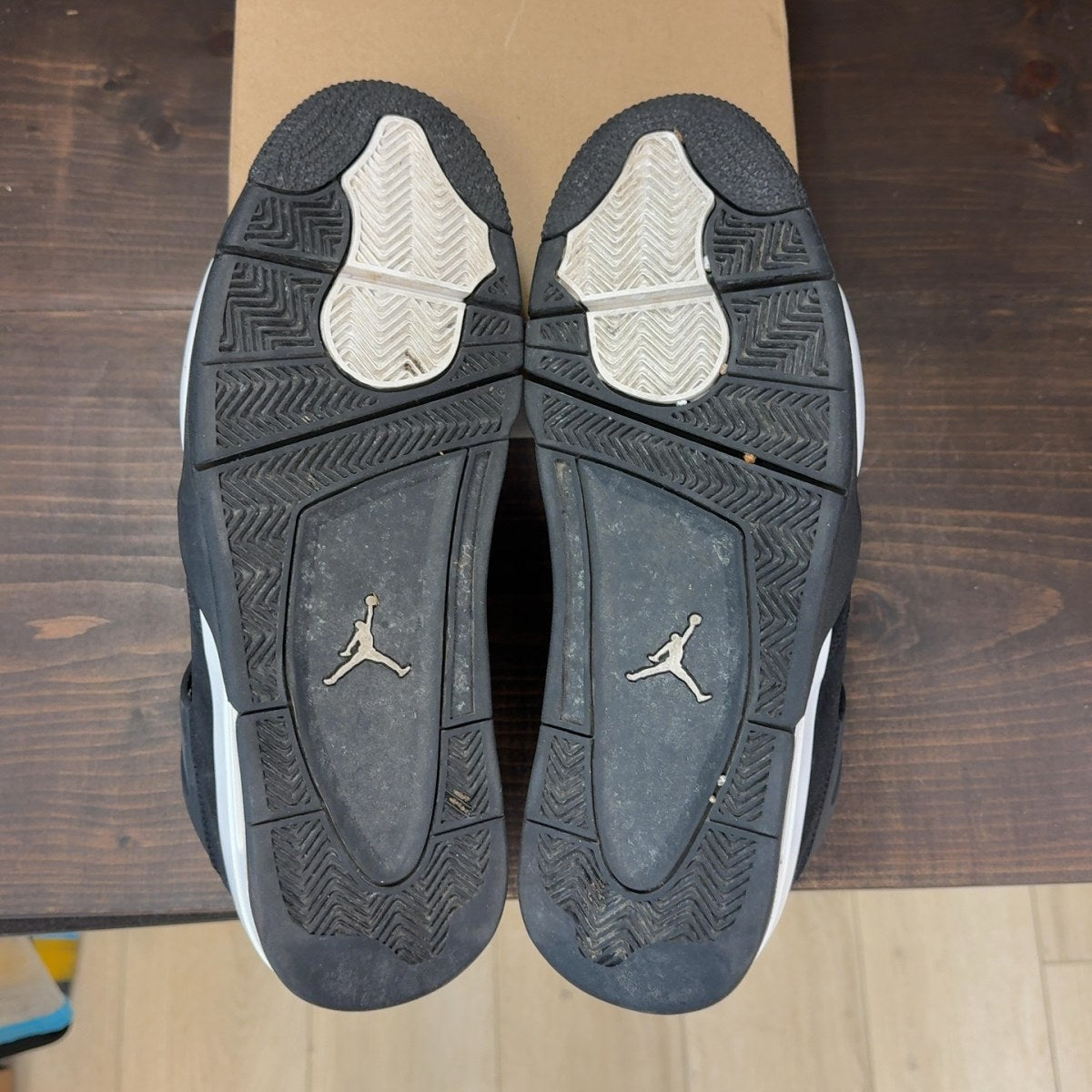 Jordan 4 Retro White Thunder Size 12.5 (Pre-Owned) - Image 8