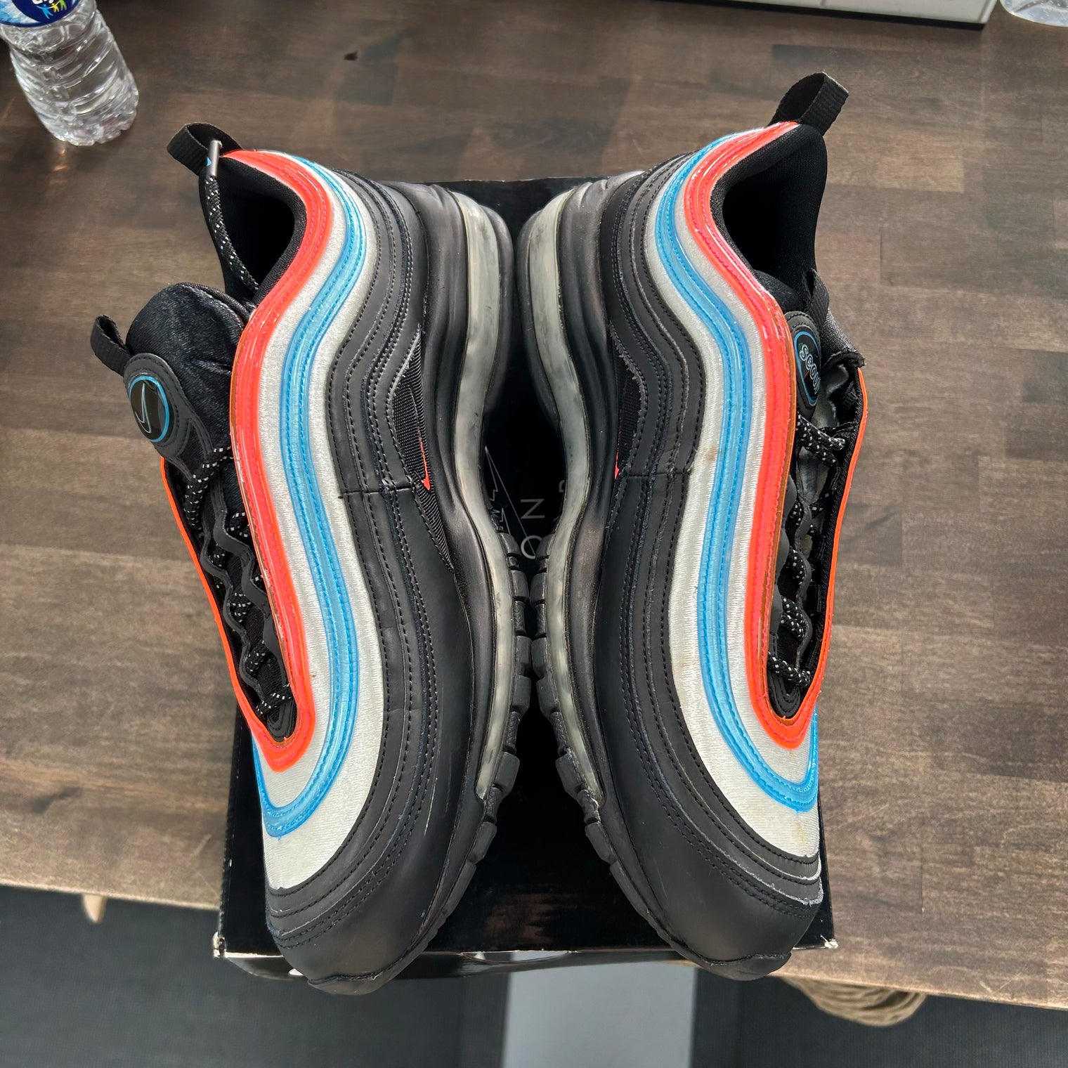 Neon Seoul Air Max 97 (USED)