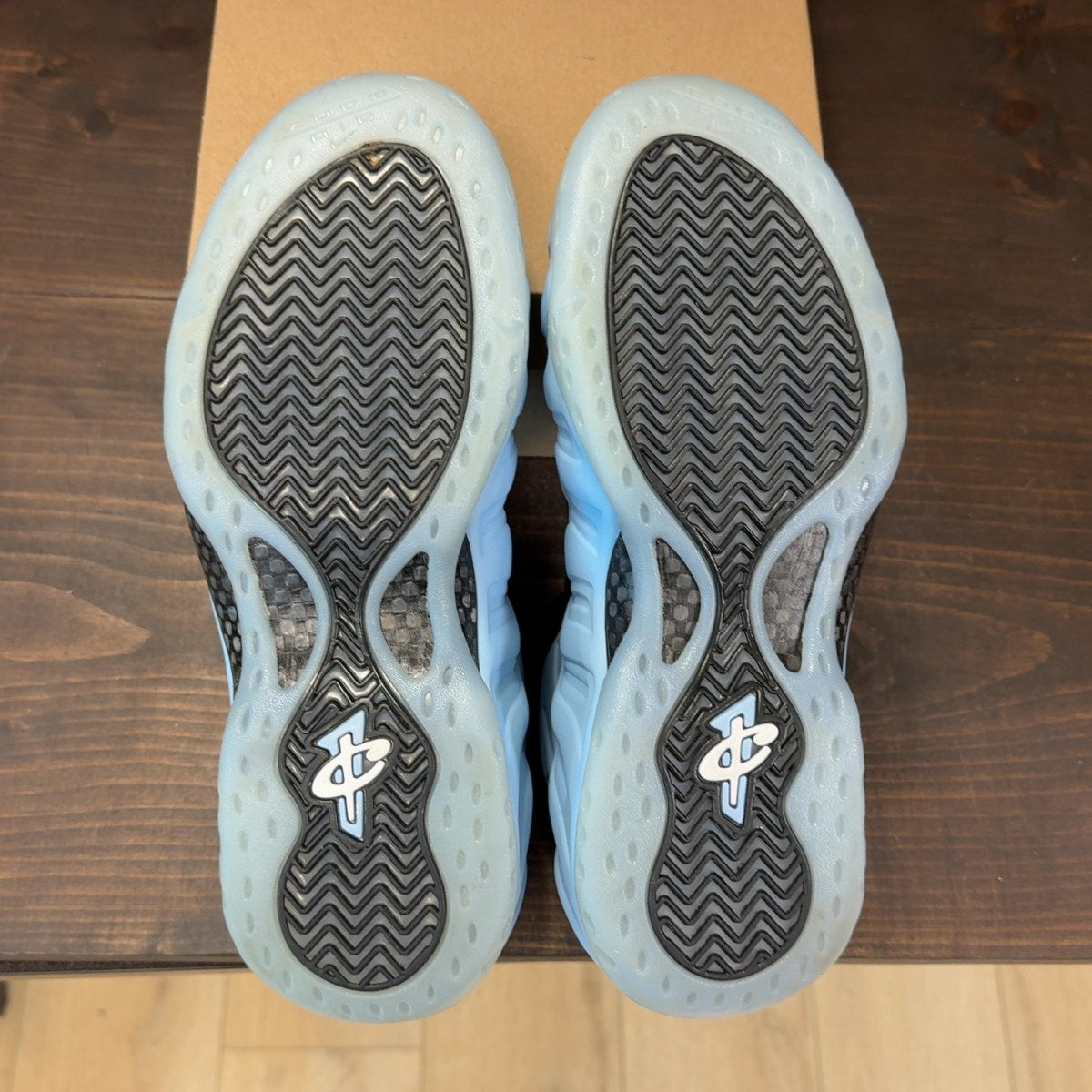 Nike Air Foamposite One Psychic Blue Size 9.5 (Pre-Owned) - Image 8