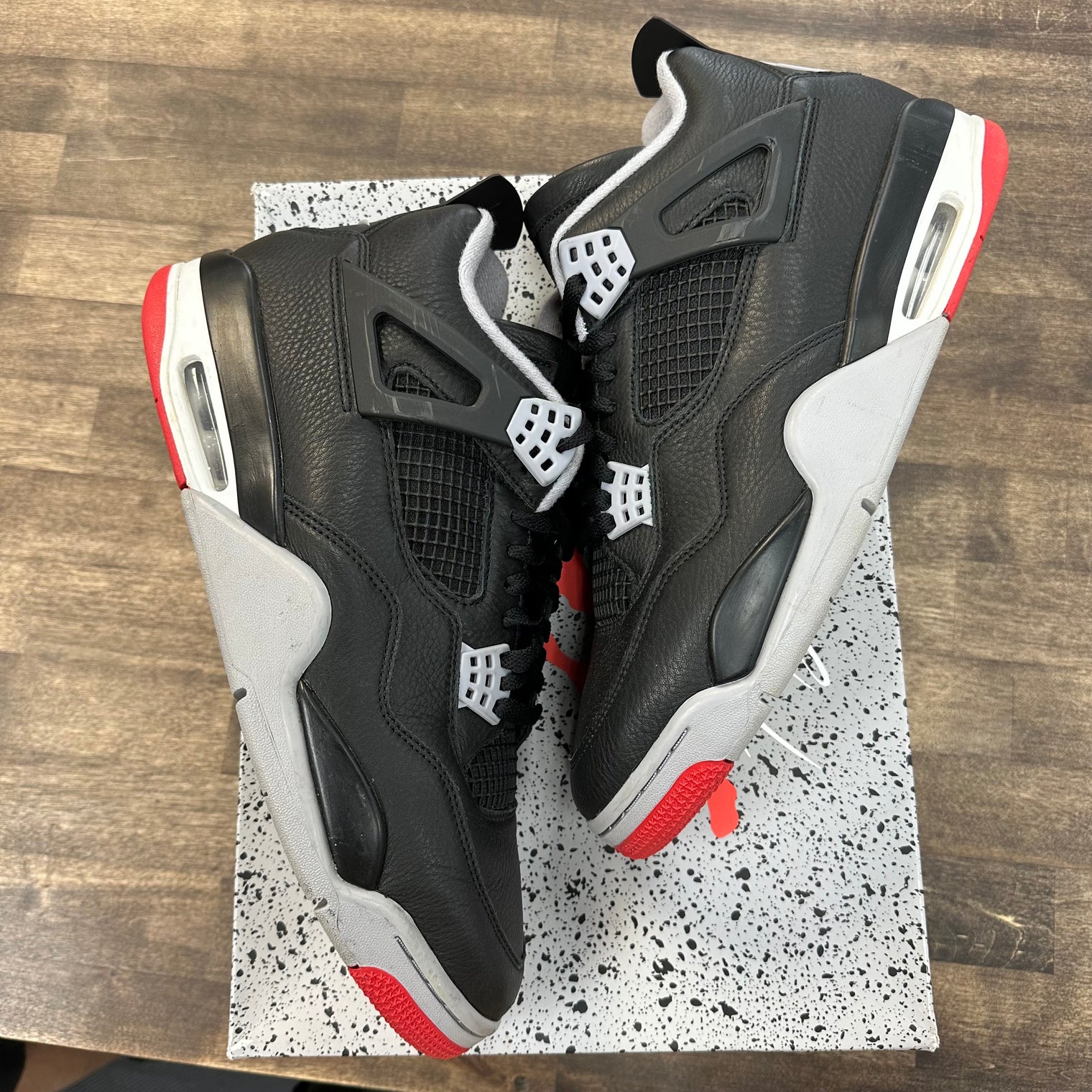 Jordan 4 Retro Bred Reimagined (Used)