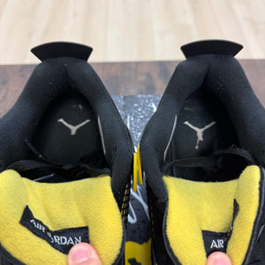 Jordan 4 Retro Thunder (2023) - Image 5