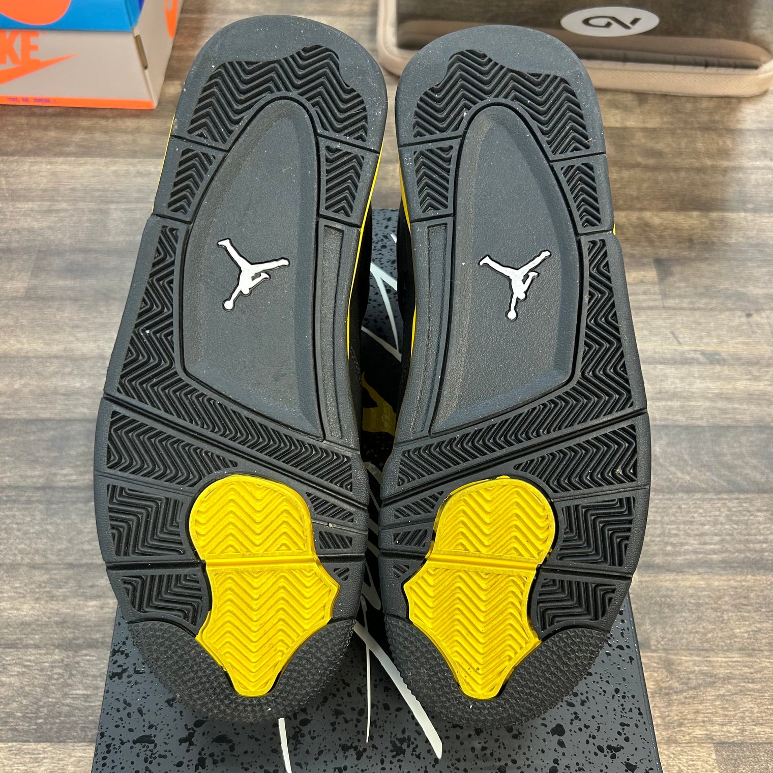 Yellow Thunder Jordan 4 Retro (Lightly Worn)