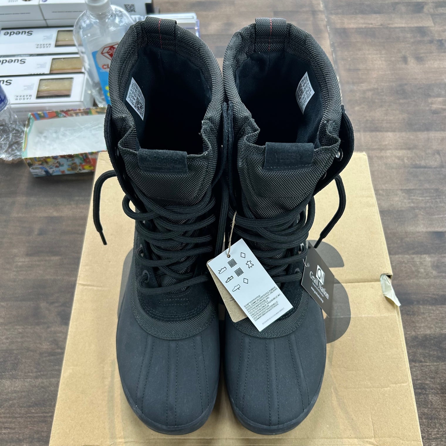 Pirate Black Yeezy 950 Boot (2023) (USED)