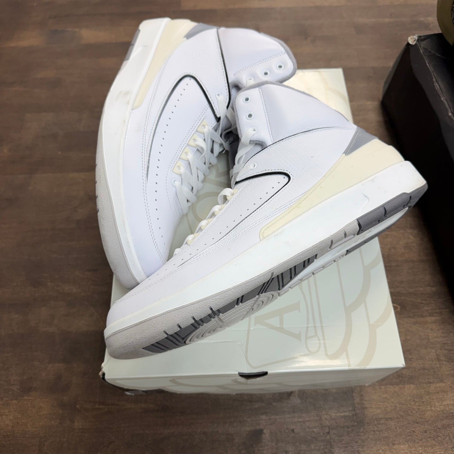Cement Grey Jordan 2 Retro (USED)