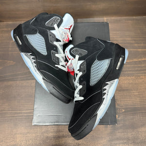 Jordan 5 Retro OG Black Metallic Reimagined - Image 4