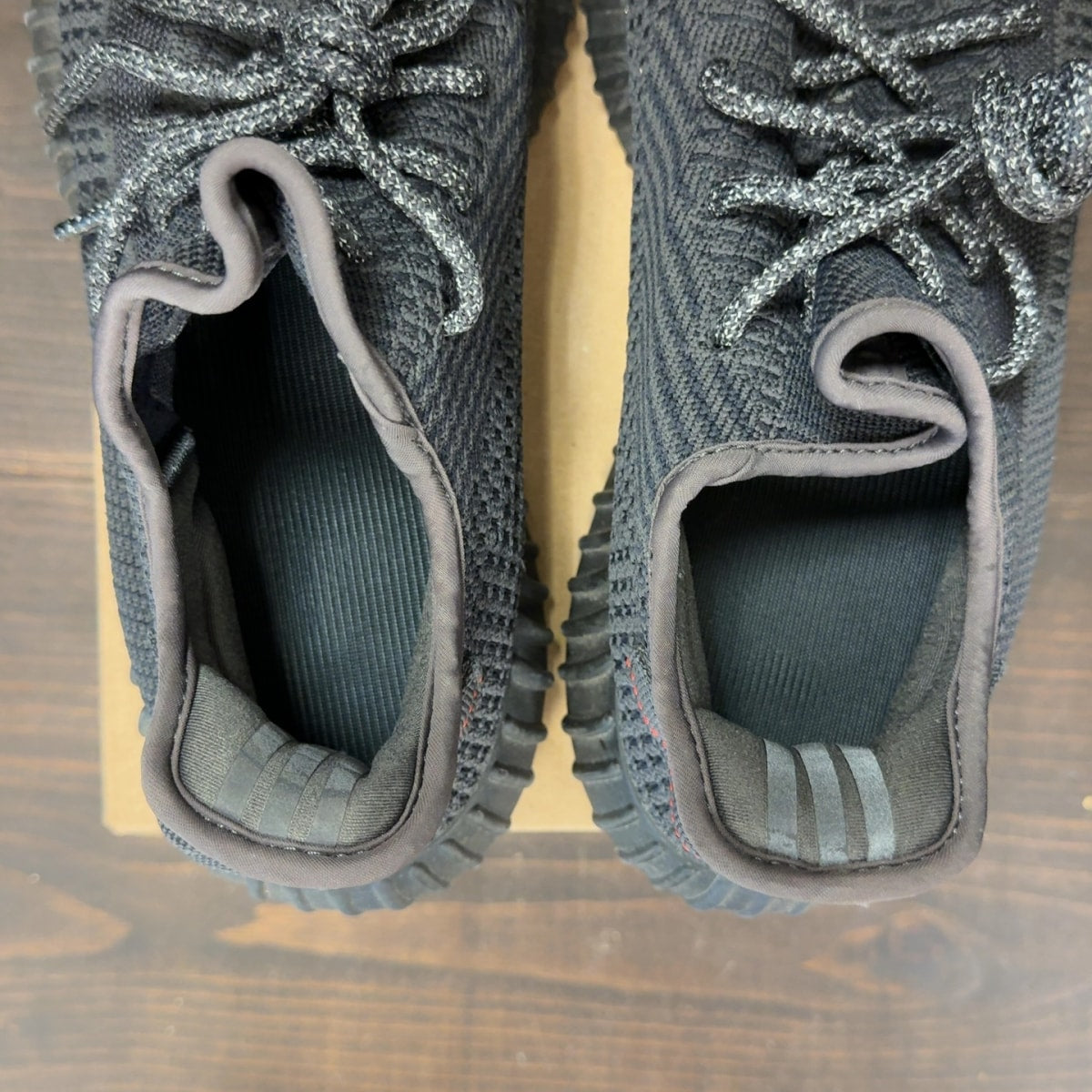 adidas Yeezy Boost 350 V2 Black (Non-Reflective) Size 10.5 (Pre-Owned) - Image 6