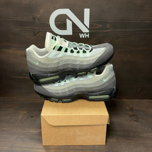 Nike Air Max 95 OG Fresh Mint Size 14 (Pre-Owned) - Image 1