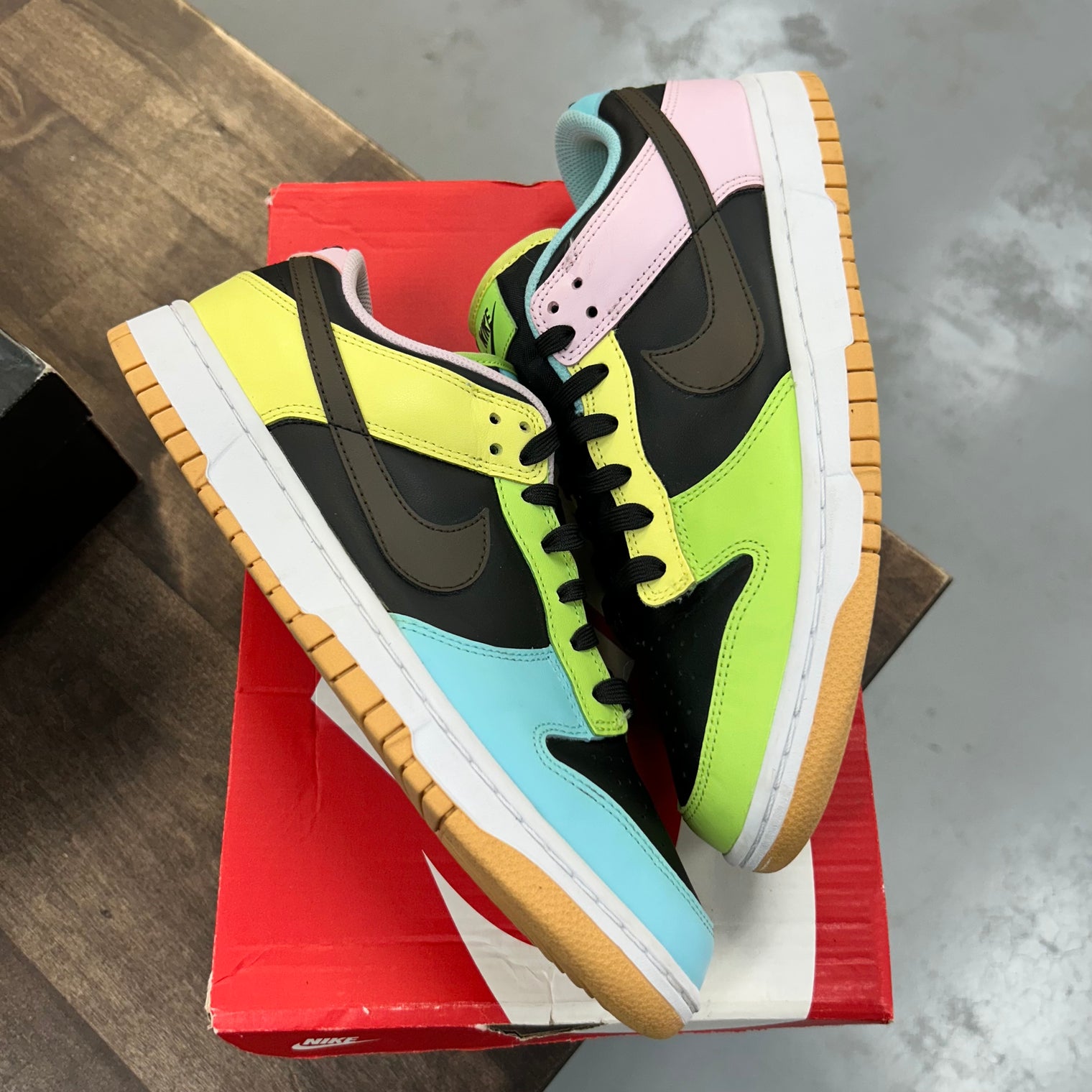 Free .99 Dunk Low (Used, Replacement Box)