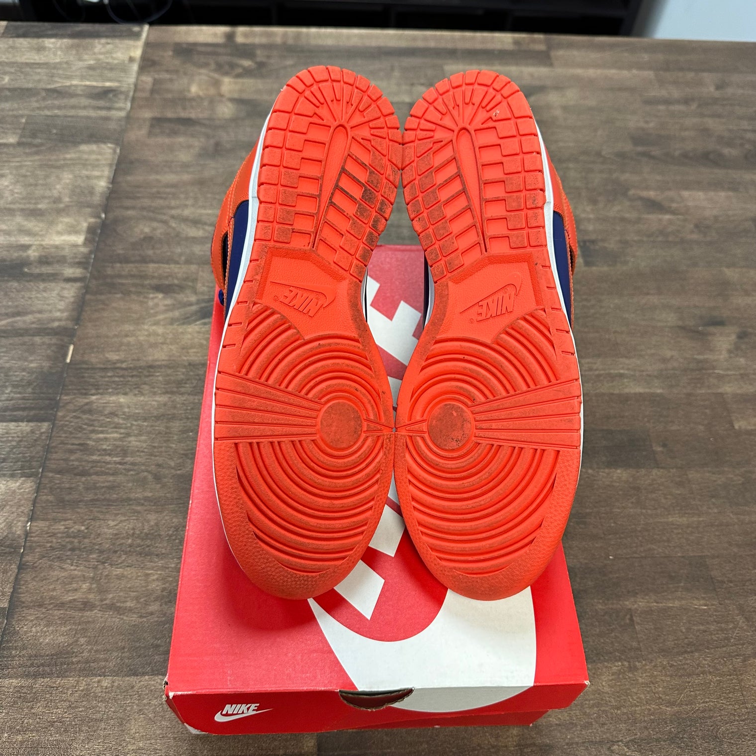 Knicks Dunk High (USED, No Box)