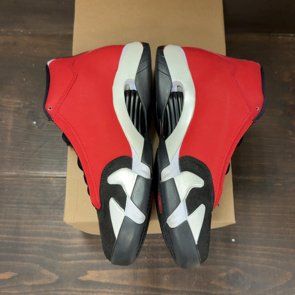 Jordan 14 Retro Gym Red Toro Size 8 (Pre-Owned) - aux