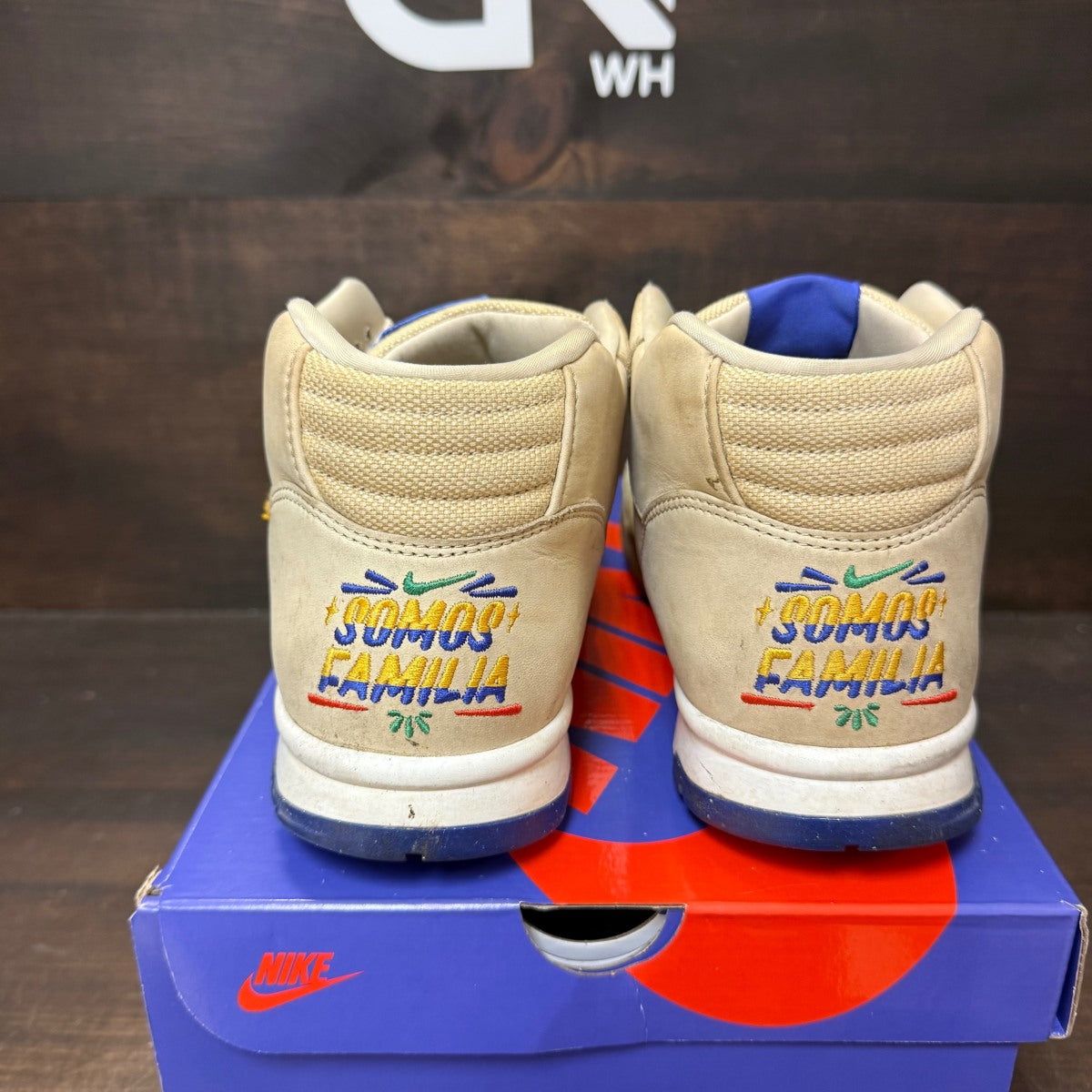 Nike Air Trainer 1 La Familia - Image 5
