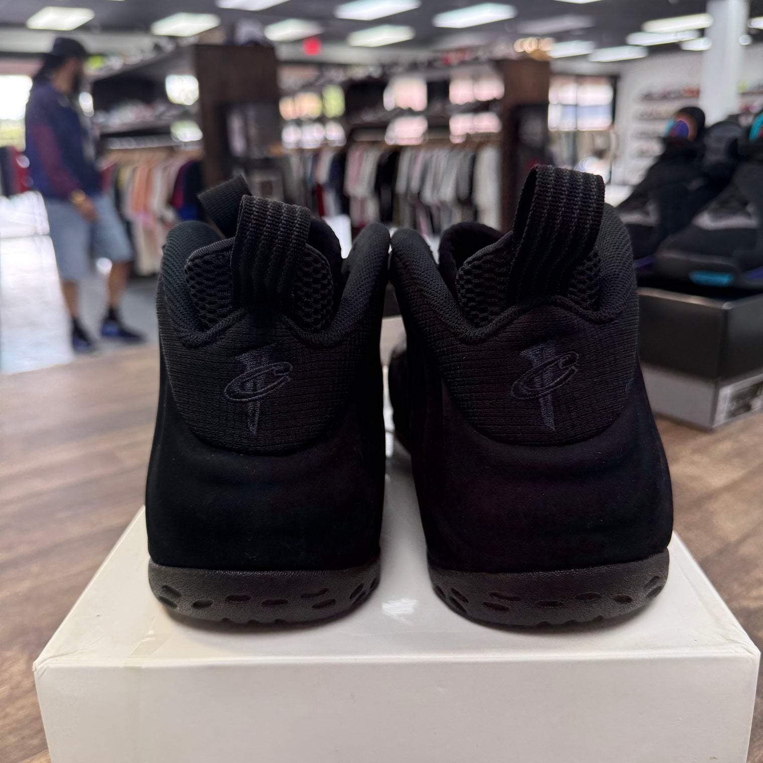 Nike Air Foamposite One Black Suede (Used)