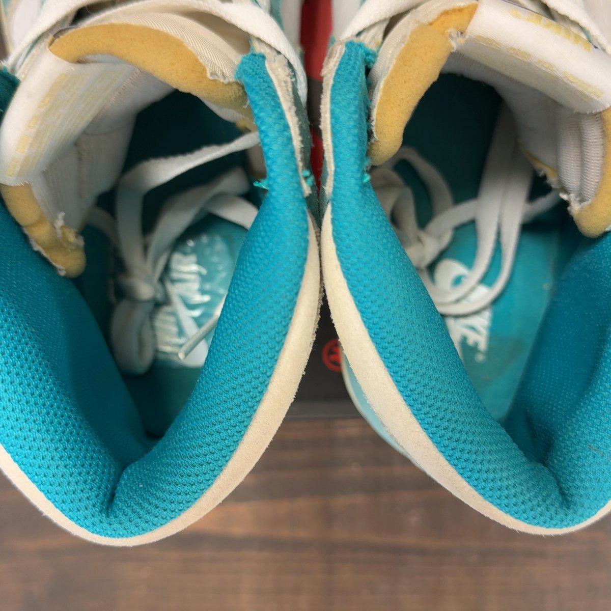 Jordan 1 Retro High Turbo Green Size 10.5 (Pre-Owned) - aux