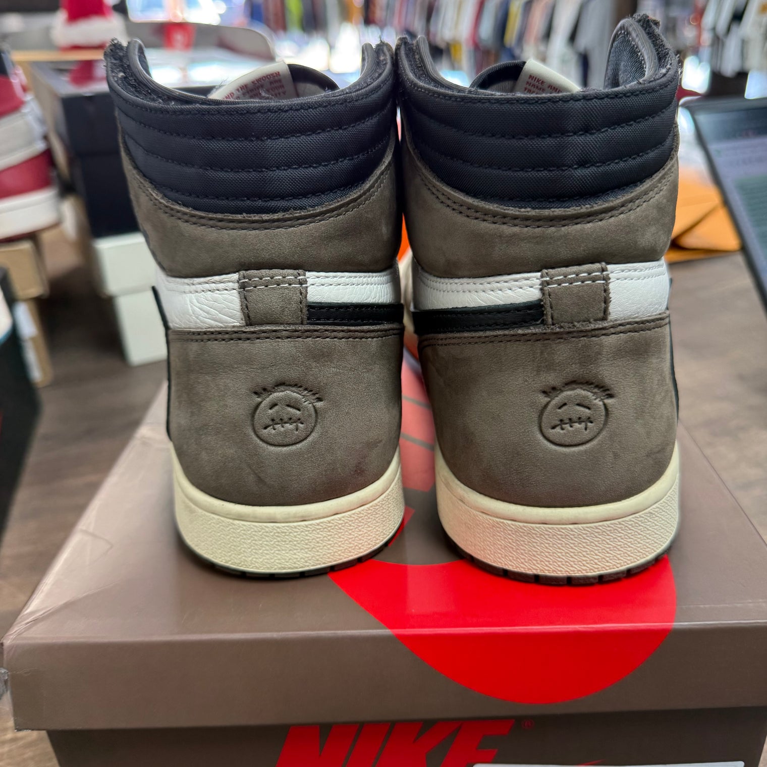 Dark Mocha Travis Scott Jordan 1 High Retro SP (USED)