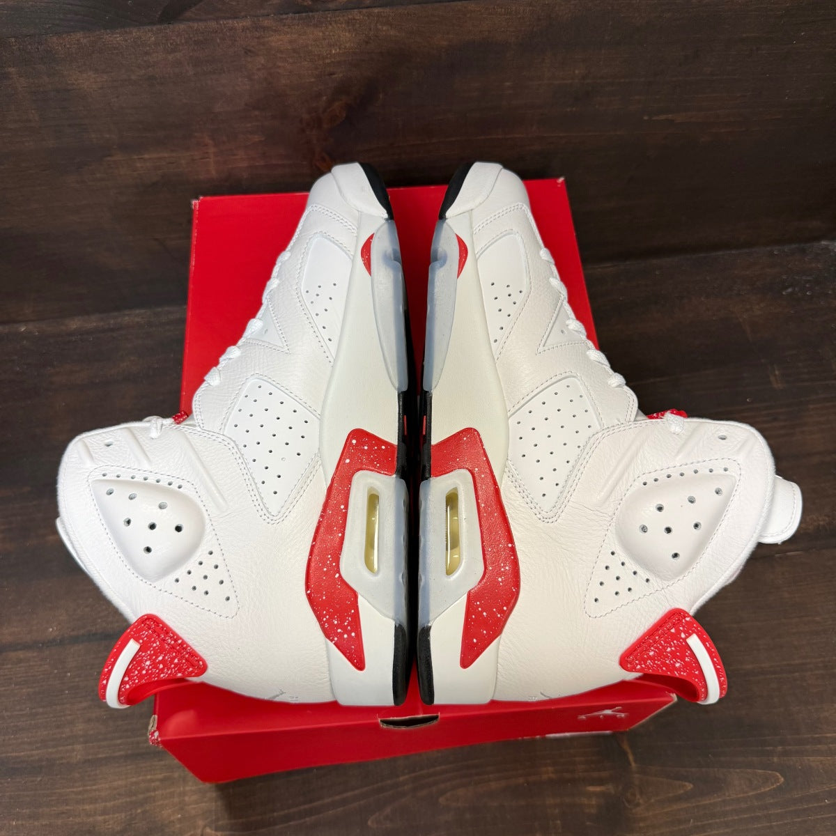 Jordan 6 Retro Red Oreo - Image 4