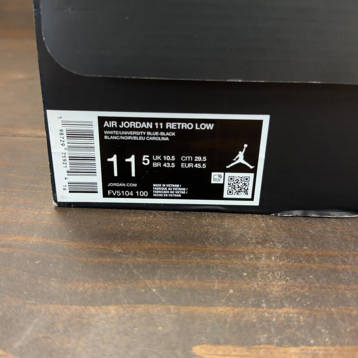 Jordan 11 Retro Low University Blue (2026) Size 11.5 (Pre-Owned) - aux