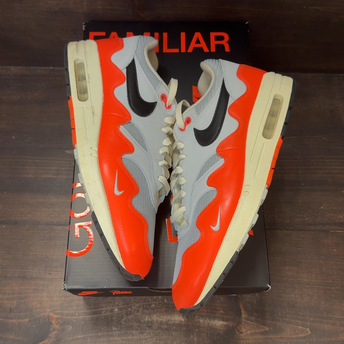 Nike Air Max 1 Patta Waves Hyper Crimson Pure Platinum (With Bracelet) Size 12 (Pre-Owned) - back