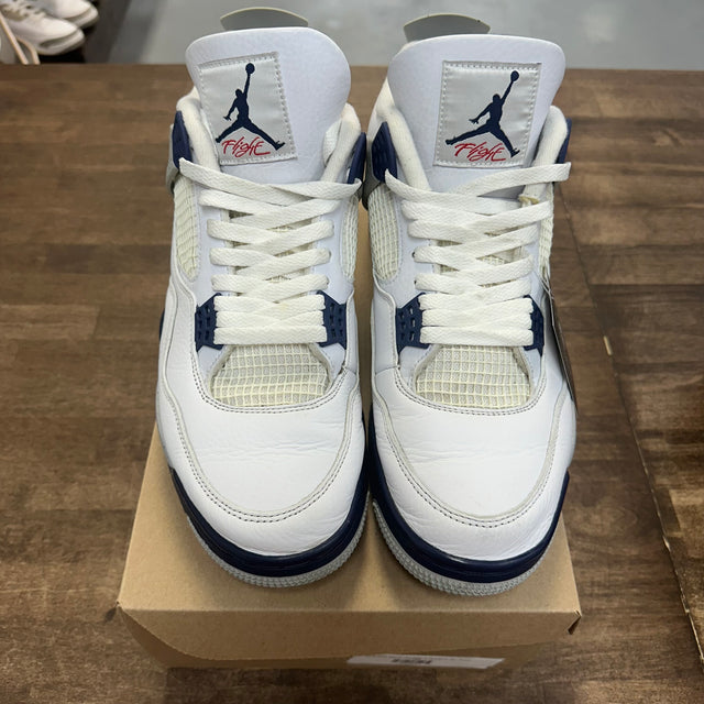 Midnight Navy Jordan 4 (USED, No Box)