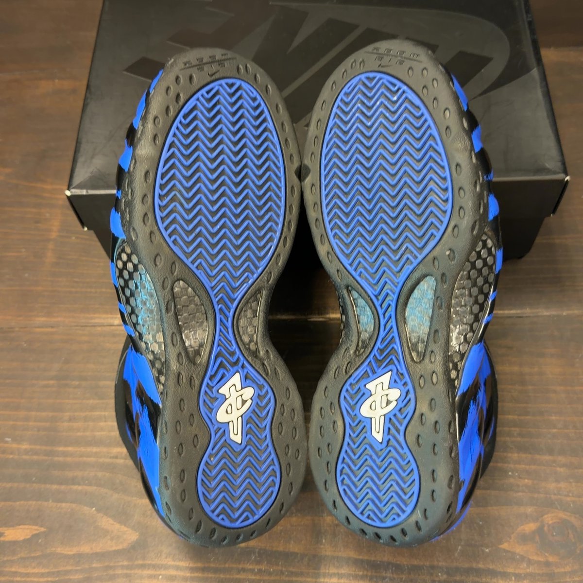 Nike Air Foamposite One Memphis Tigers Size 9.5 (Pre-Owned) - aux