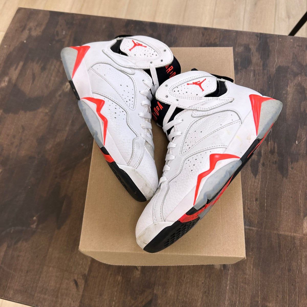 Jordan 7 Retro White Infrared Size 7 (Pre-Owned) - Image 1