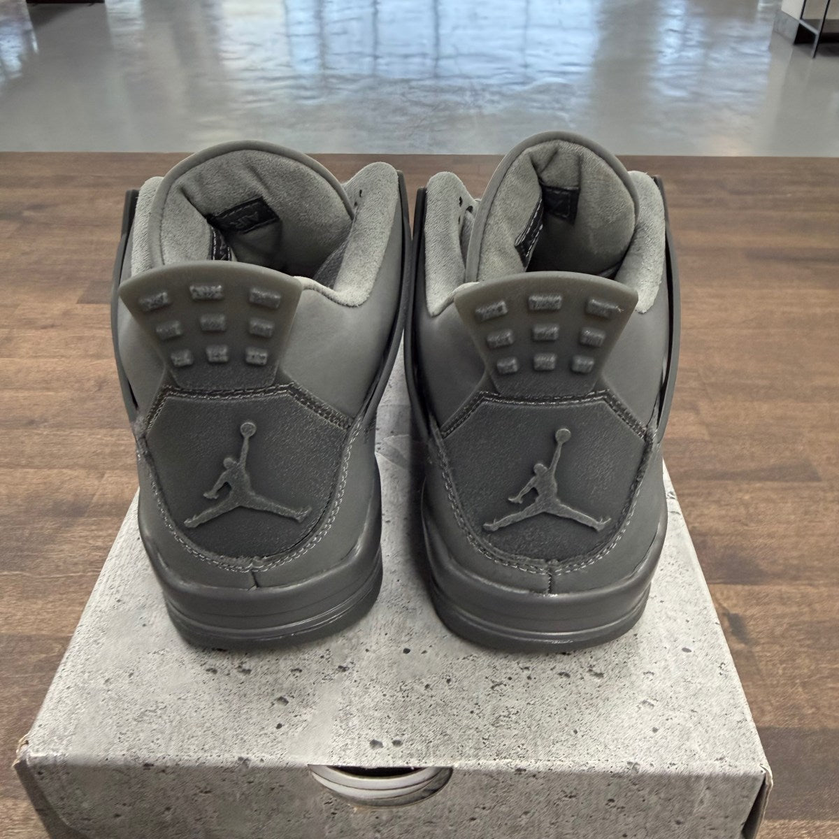Jordan 4 Retro SE Paris Olympics Wet Cement (GS) - Image 4