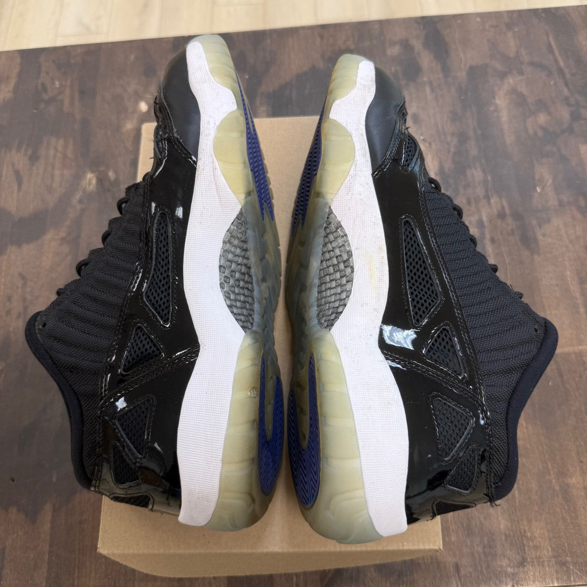 Jordan 11 Retro Low IE Space Jam Size 14 (Pre-Owned) - Image 3