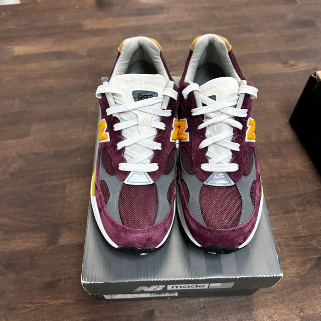 Burgundy Gold New Balance 992 (USED)