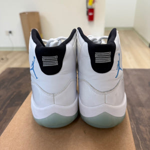 Jordan 11 Retro Legend Blue (2014) Size 12 (Pre-Owned) - Image 3
