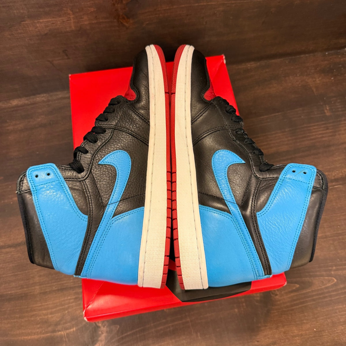 Jordan 1 Retro High NC to Chi (Women's) - Image 4