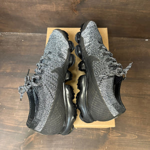 Nike Air VaporMax Oreo 2.0 Size 11.5 (Pre-Owned) - Image 5