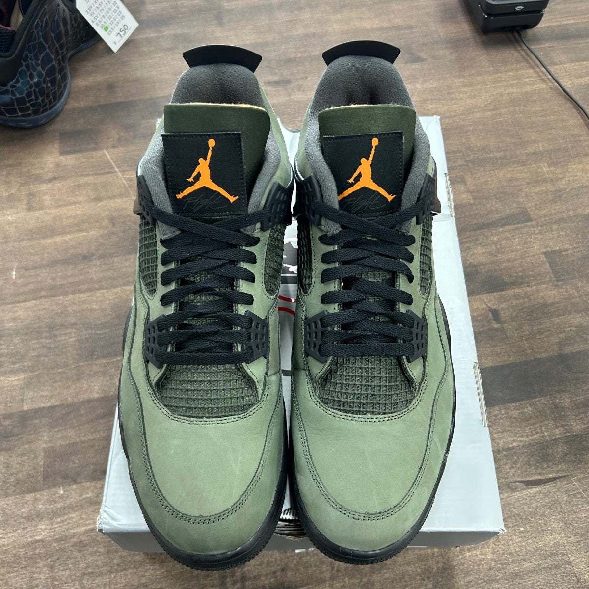 Jordan 4 Retro OG SP Undefeated (2025) - Image 2