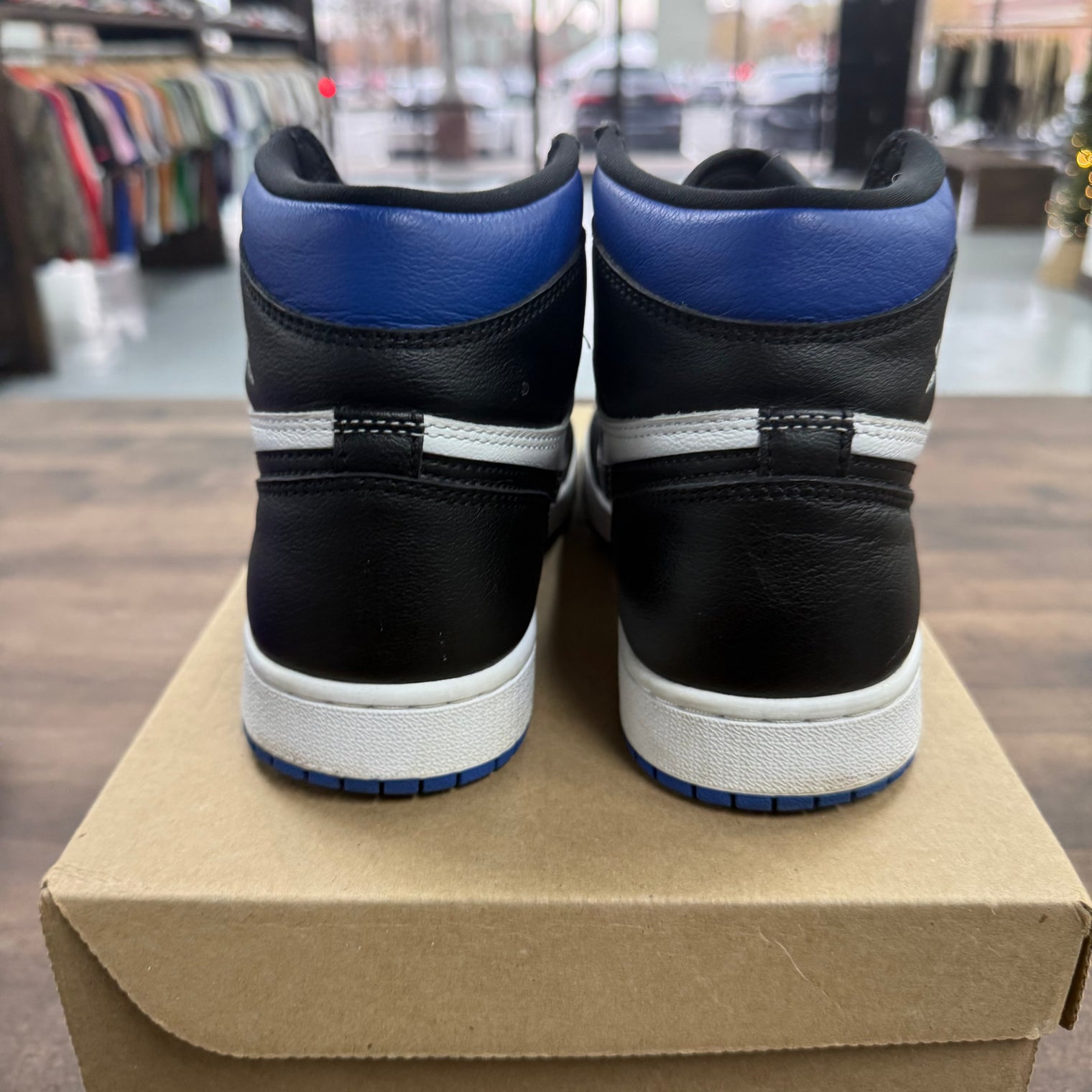 Royal Toe Jordan 1 High (USED, No Box)