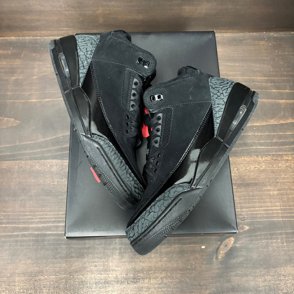 Jordan 3 Retro Black Cat (2025) - Image 10