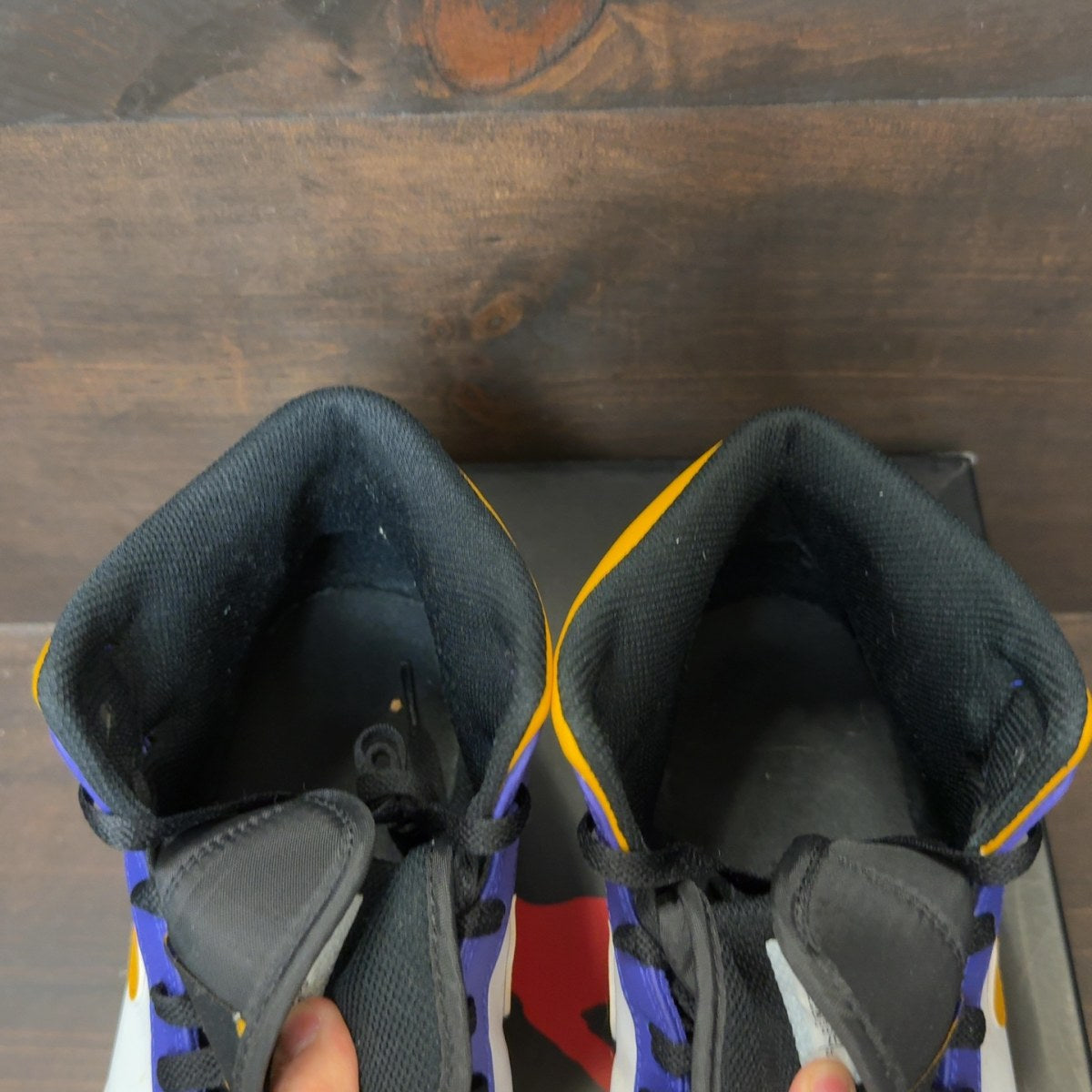 Jordan 1 Mid Lakers (2022) Size 11.5 (Pre-Owned) - Image 4