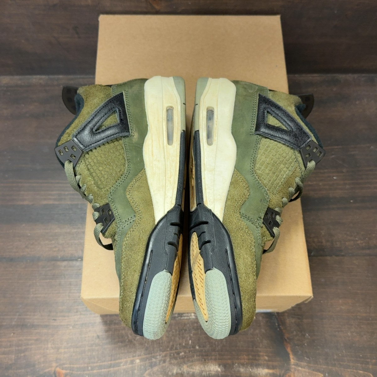 Jordan 4 Retro SE Craft Medium Olive (GS) Size 5.5Y (Pre-Owned) - Image 4