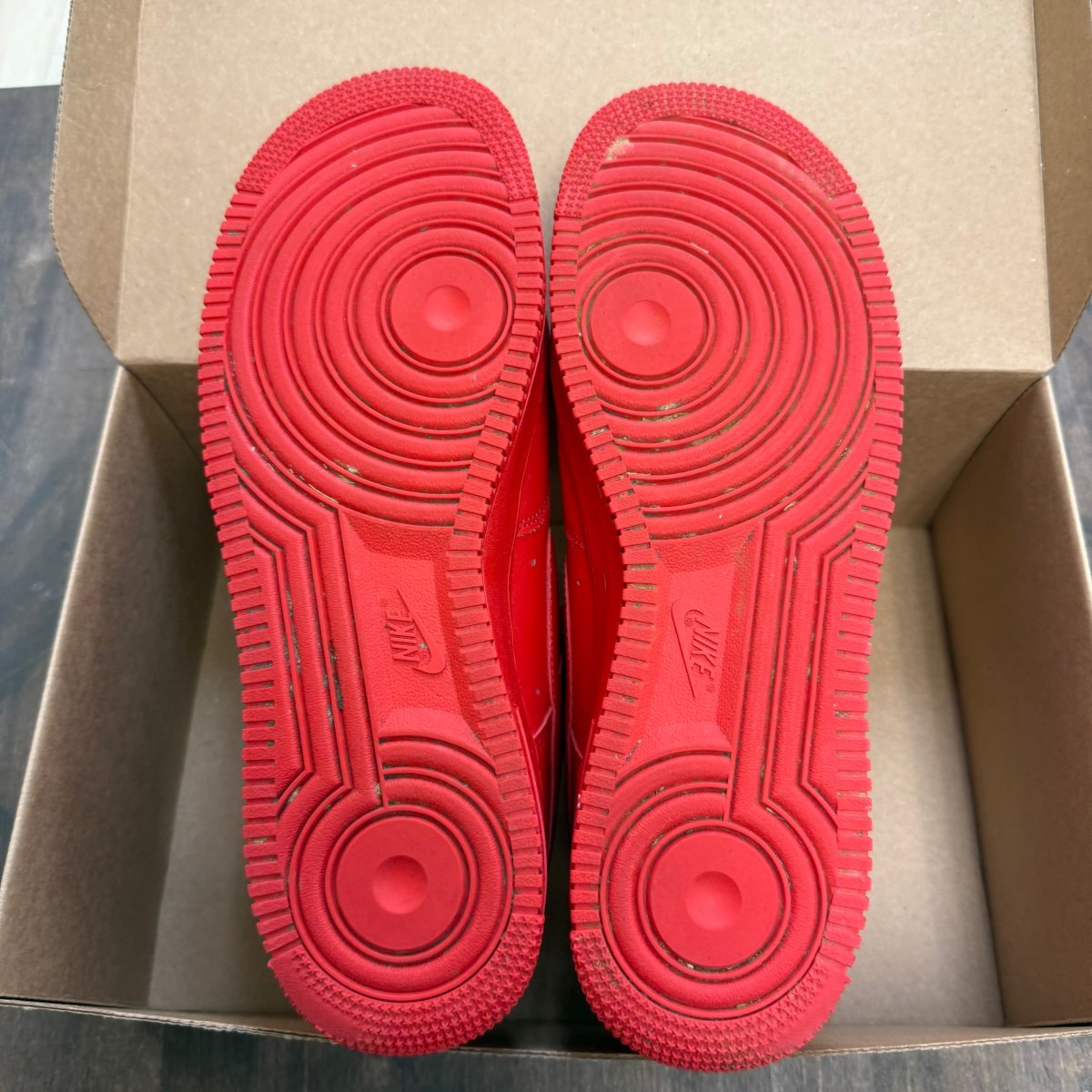 Nike Air Force 1 Low Triple Red Size 11.5 (Pre-Owned) - Image 2