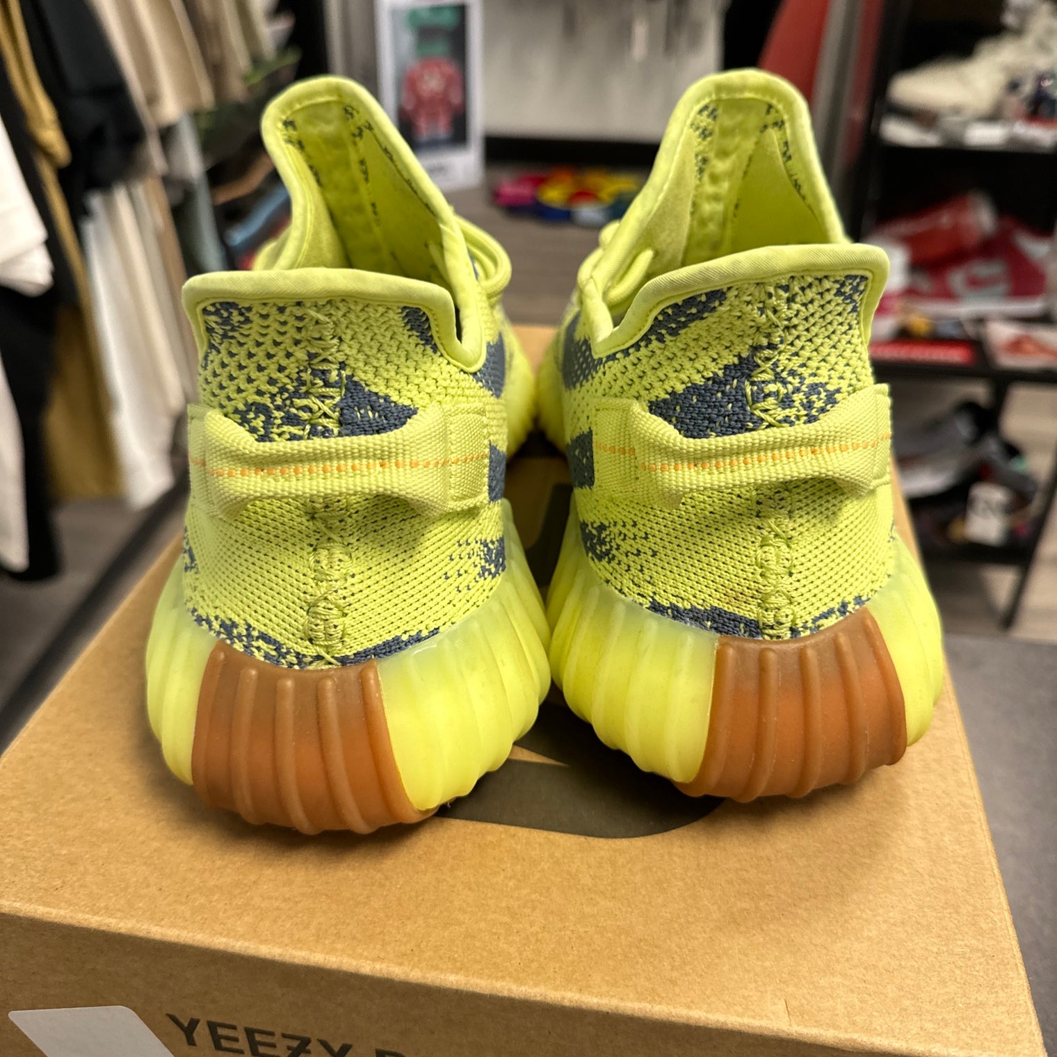 Yeezy 350 Boost V2 Semi Frozen(USED)