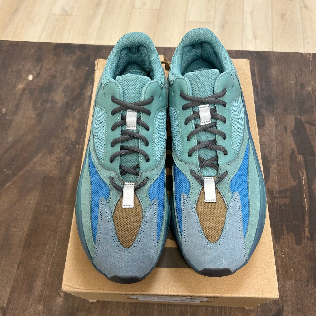 adidas Yeezy Boost 700 Faded Azure - Image 2