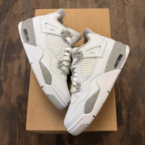 Jordan 4 Retro White Oreo (2021) (GS) Size 4Y (Pre-Owned) - Image 1