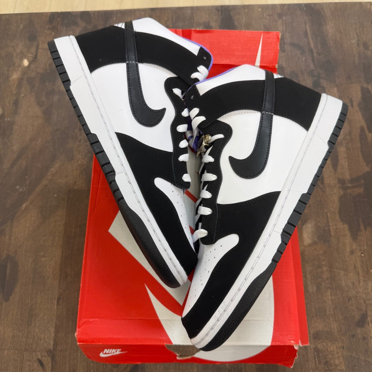 Nike Dunk High SE World Champs Size 12 (Pre-Owned) - Image 1