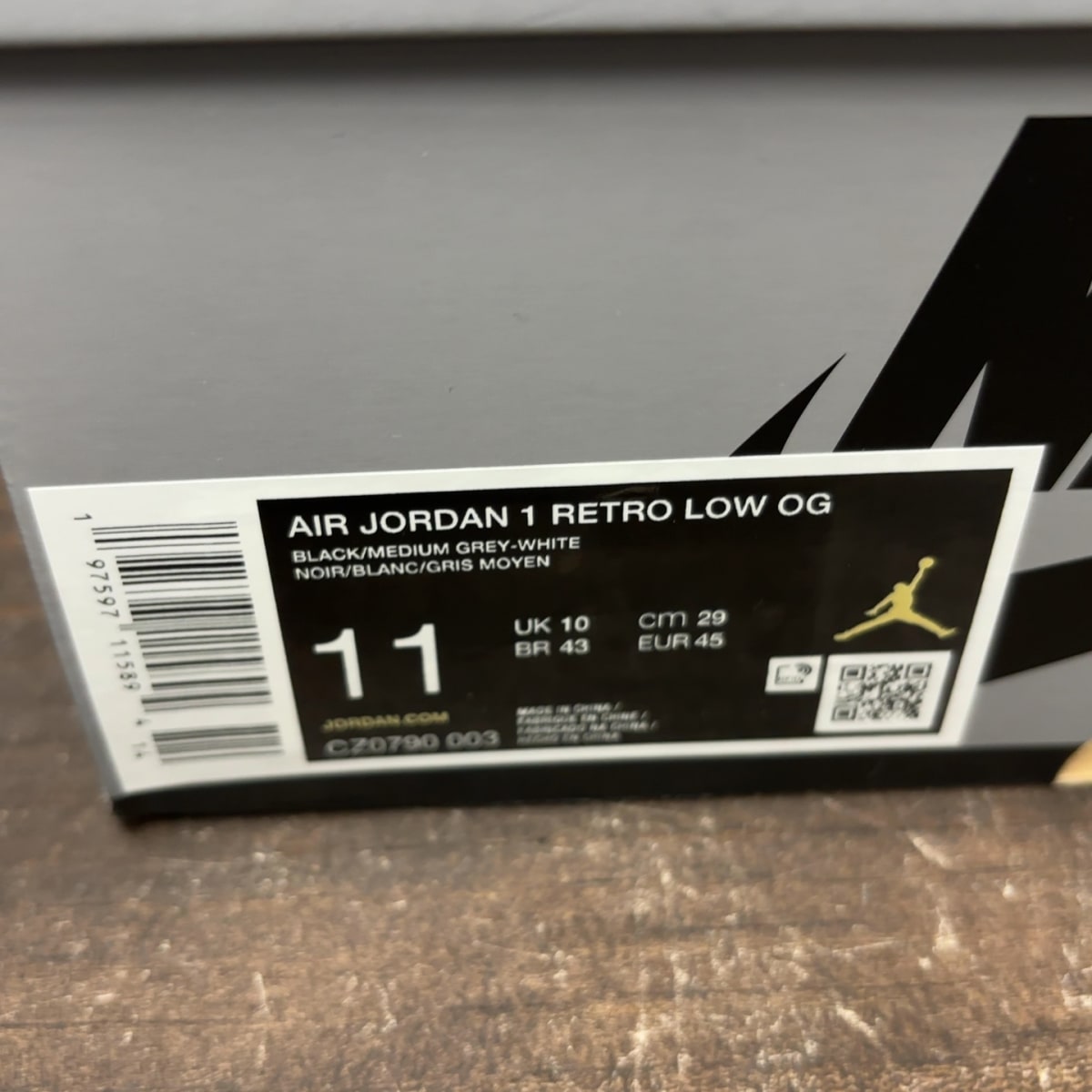 Jordan 1 Retro Low OG Shadow (2024) - Image 7