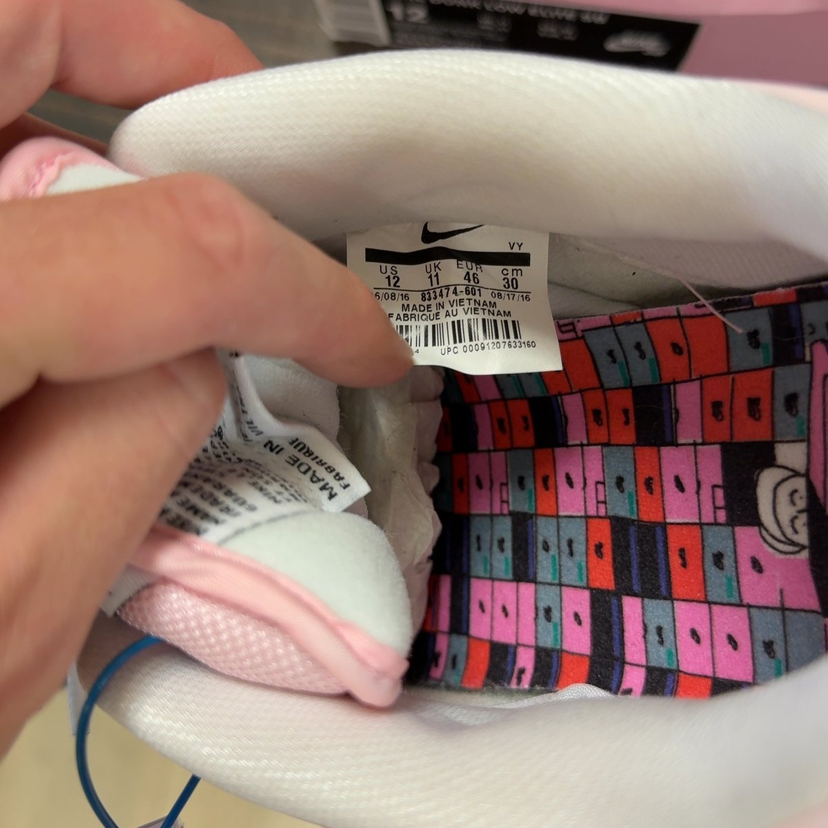 Nike SB Dunk Low Pink Box Size 12 (Pre-Owned) - aux