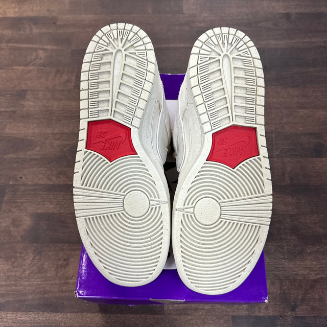 City of Love SB Dunk Low Bone (USED)