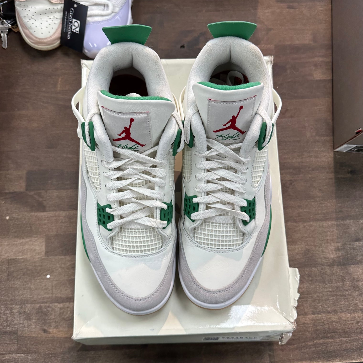 Pine Green SB Jordan 4 Retro (USED)